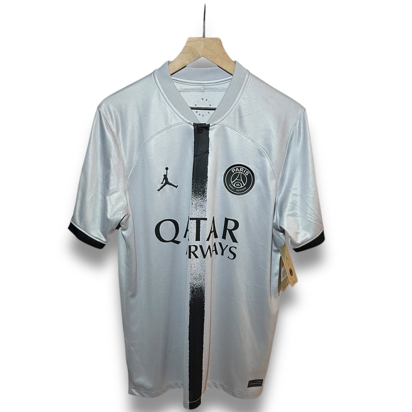 PSG BNWT Jordan Brand 2022-2023 Away Sergio Ramos (L)