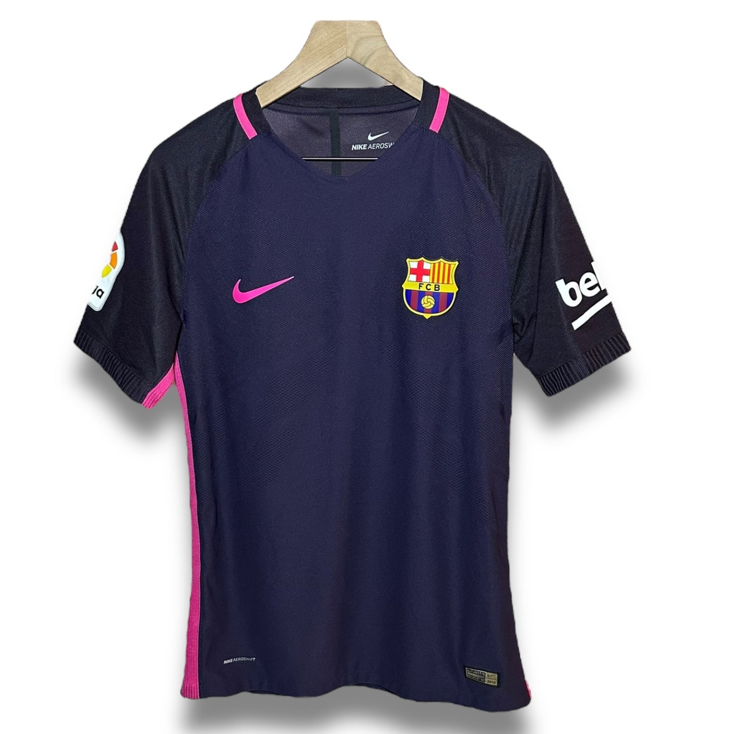 FC Barcelona Authentic Nike 2016-2017 Away Messi (M)